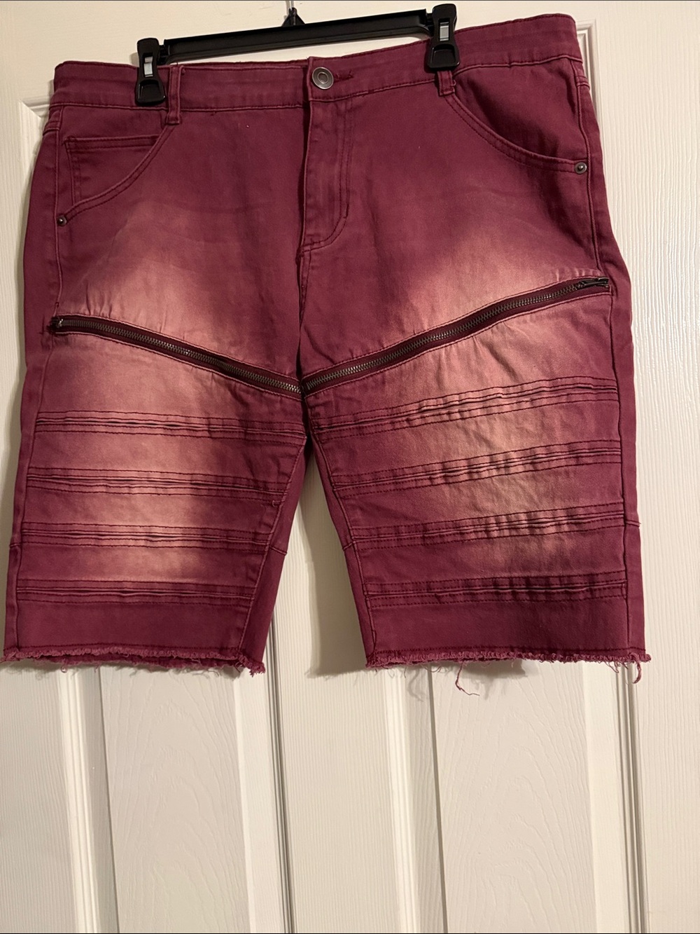 Carbon Men's Burgundy Distressed Zip-Accent Shorts